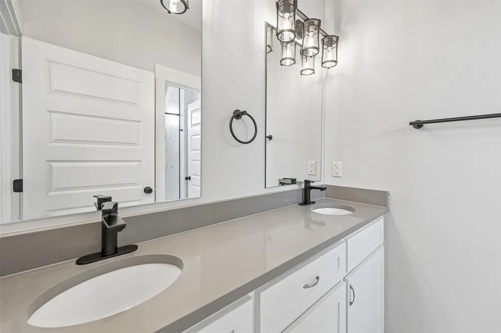 681 Davenport Drive Waxahachie, TX 75167