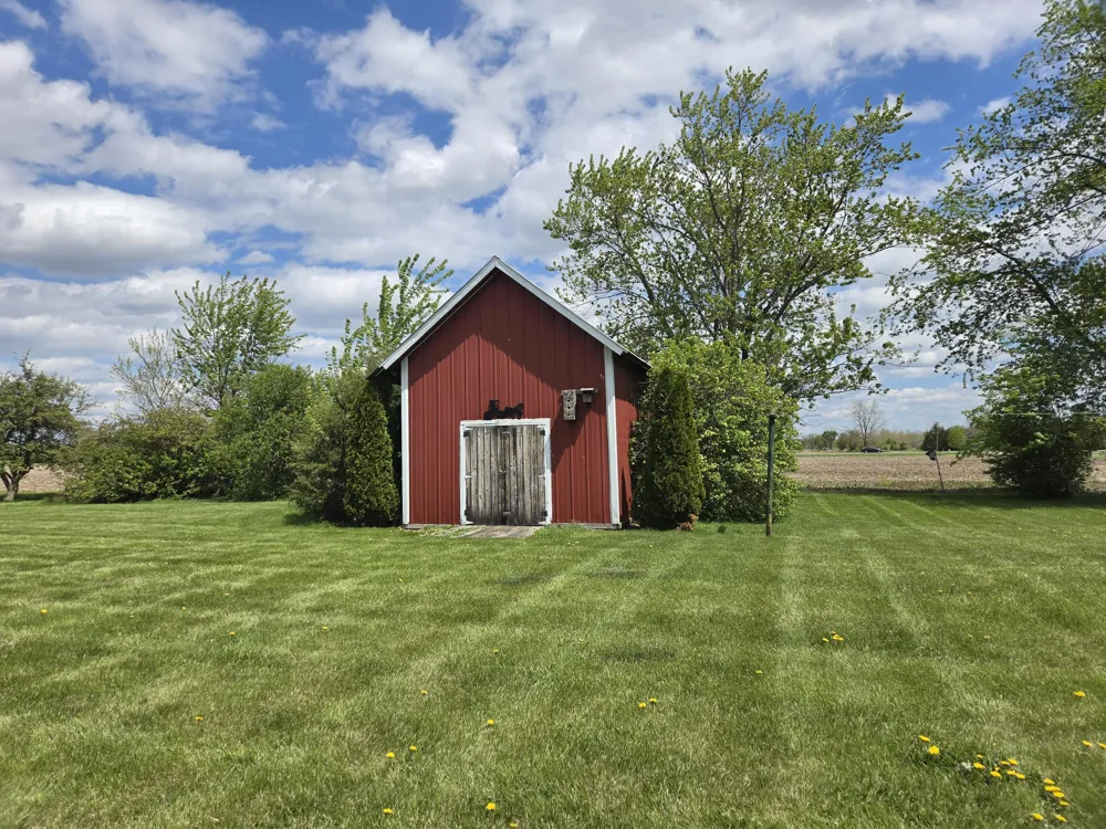 19120 Welch Milan, MI 48160