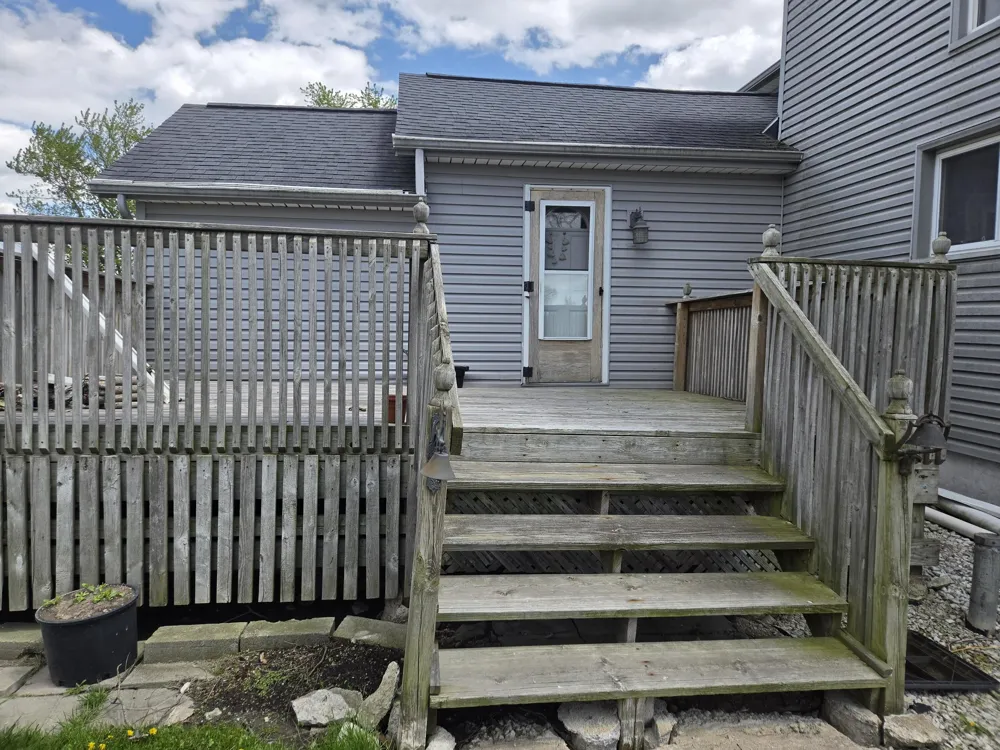 19120 Welch Milan, MI 48160