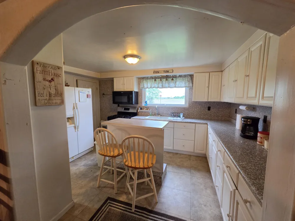 19120 Welch Milan, MI 48160