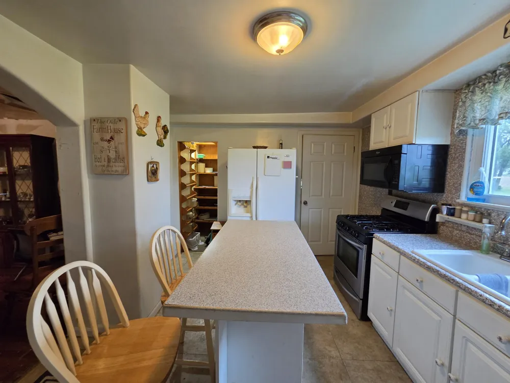 19120 Welch Milan, MI 48160