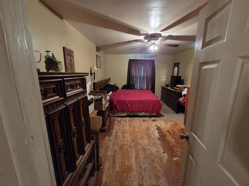 19120 Welch Milan, MI 48160