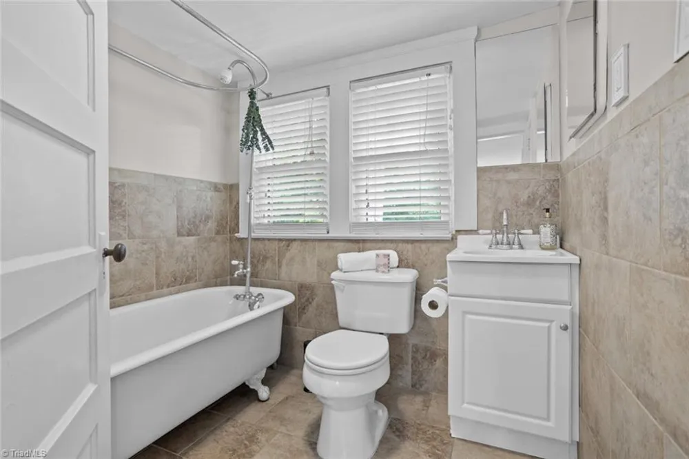 821 Watson Avenue Winston-Salem, NC 27103