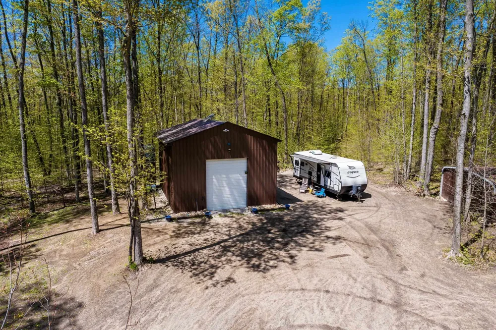 W Elder Custer Township, MI 49659
