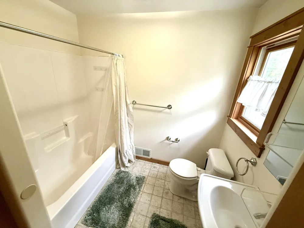 2472 W 14 Mile Road Lilley Township, MI 49309