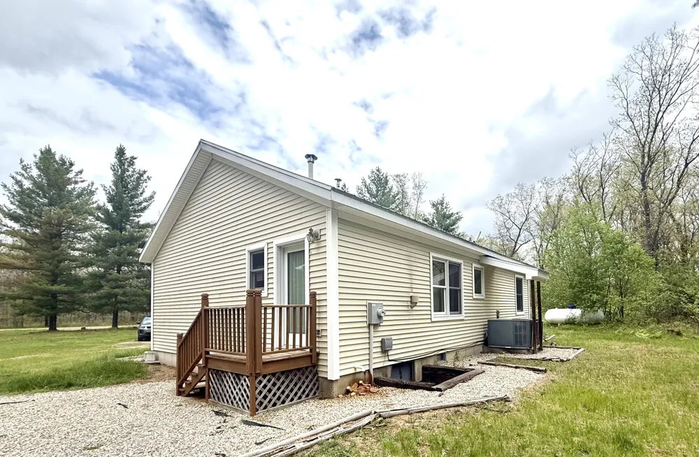 2472 W 14 Mile Road Lilley Township, MI 49309