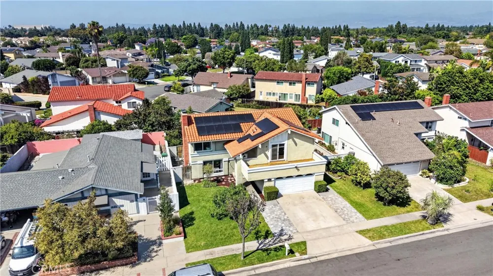 3631 Claremont Irvine, CA 92614