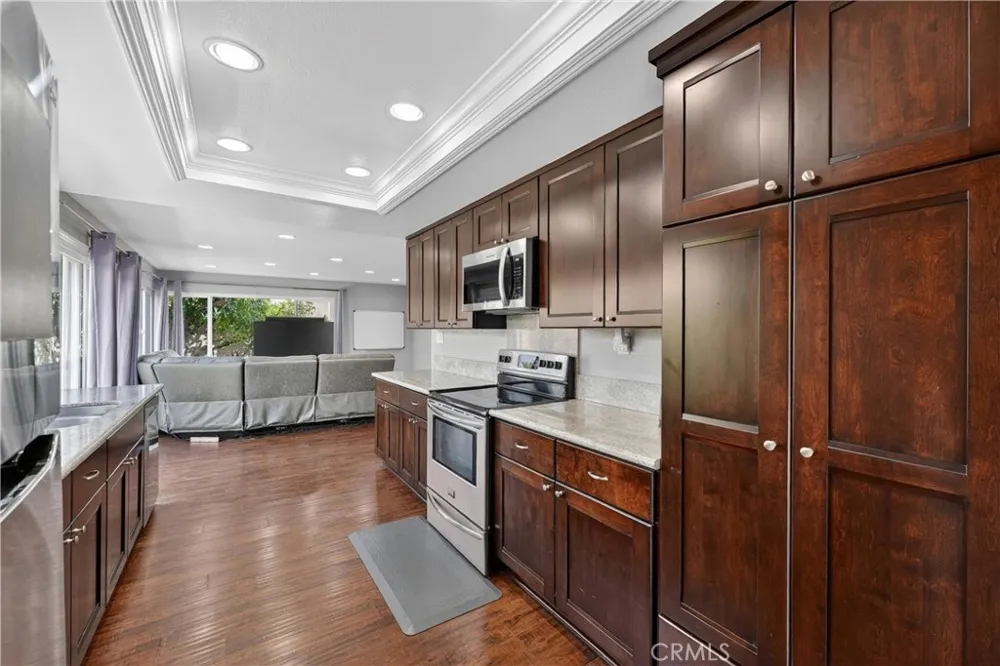 3631 Claremont Irvine, CA 92614