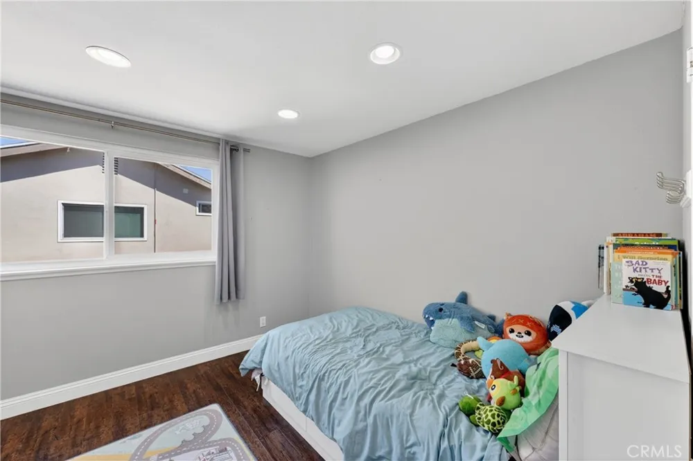 3631 Claremont Irvine, CA 92614