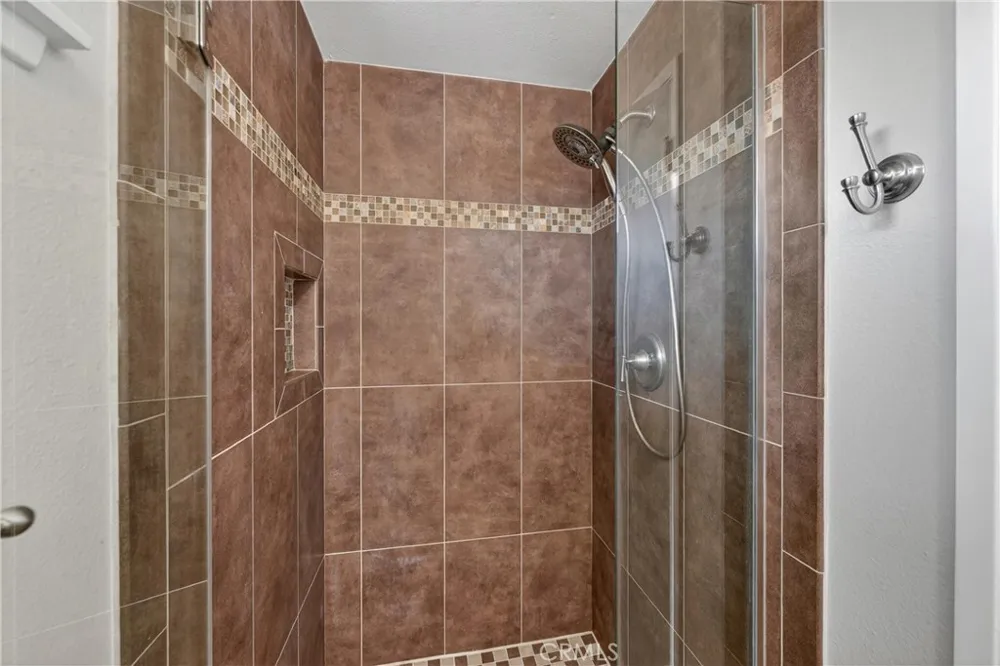 3631 Claremont Irvine, CA 92614