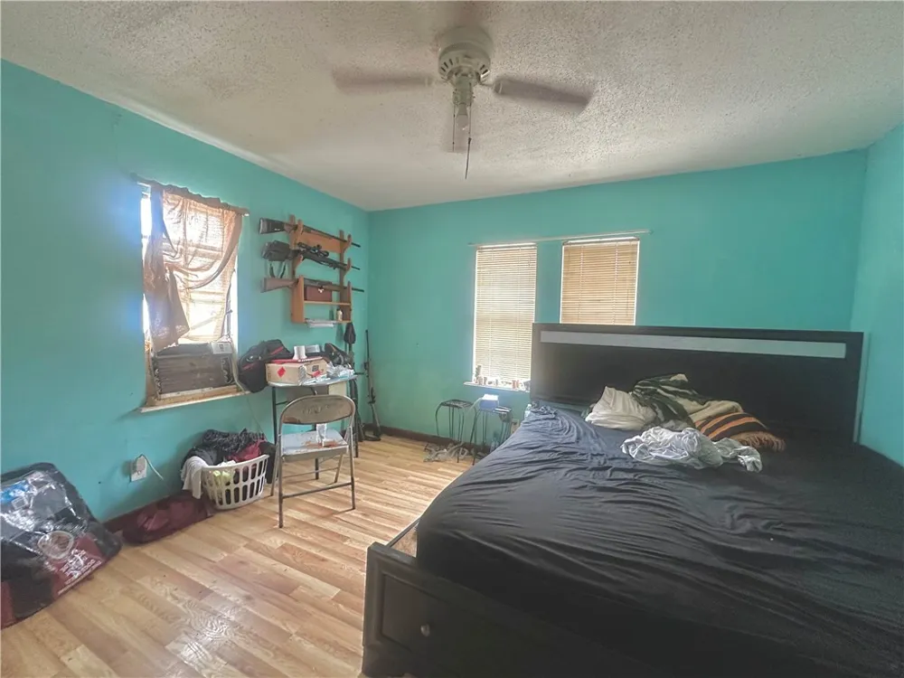 801 Ruben Chavez Robstown, TX 78380
