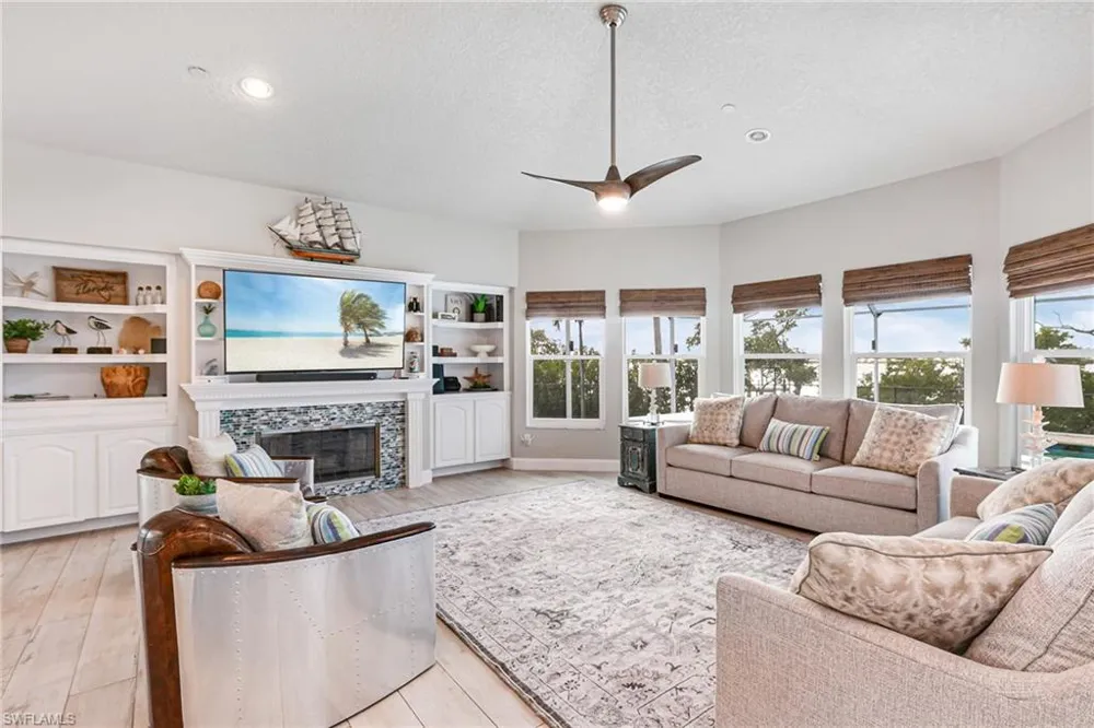 12201 Shoreview Drive Matlacha, FL 33993