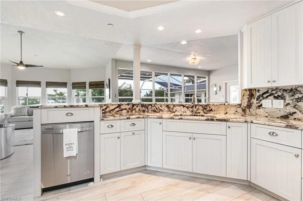 12201 Shoreview Drive Matlacha, FL 33993