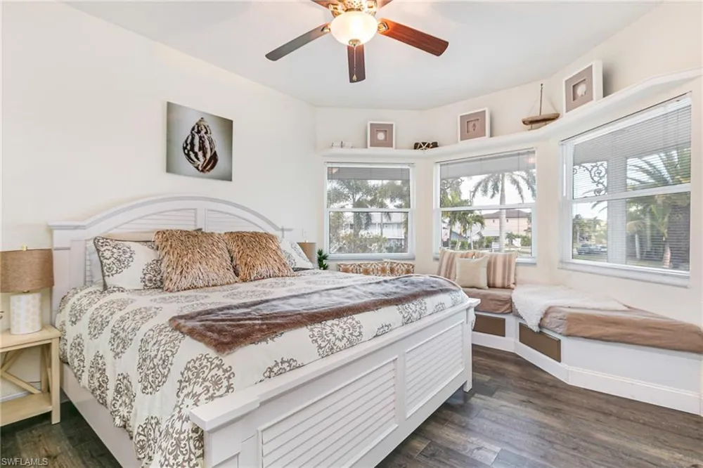 12201 Shoreview Drive Matlacha, FL 33993