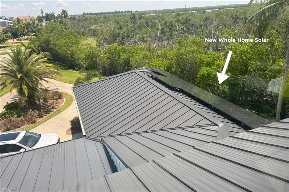 12201 Shoreview Drive Matlacha, FL 33993