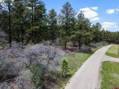 135 Meadow Lane