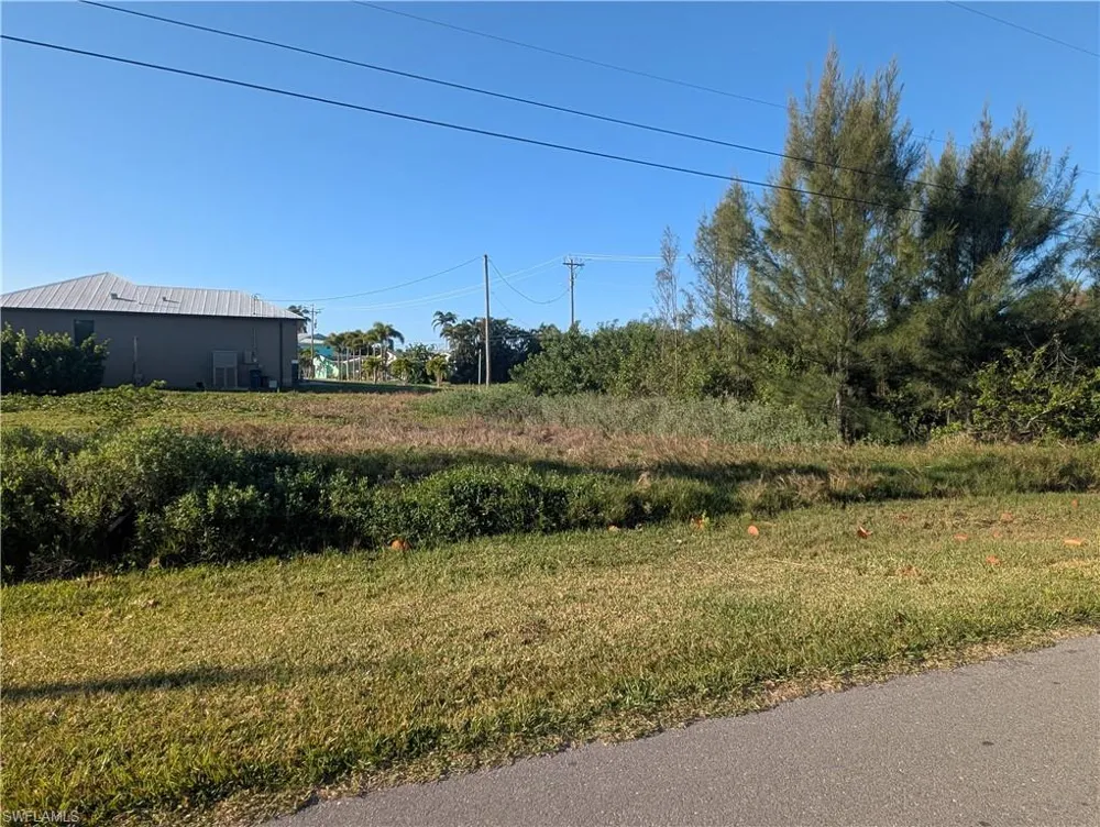 2391 Rose Avenue Other, FL 33956
