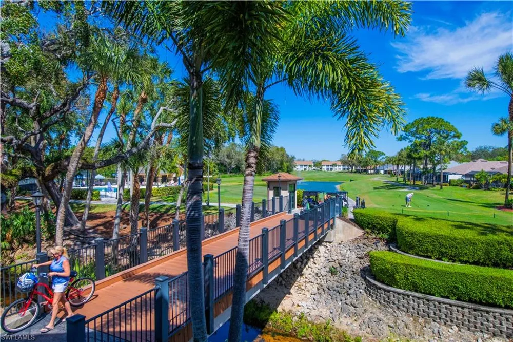 20695 Country Barn Drive Estero, FL 33928