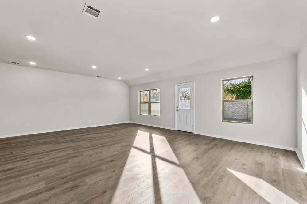 615 Forest Haven Drive Van Alstyne, TX 75495