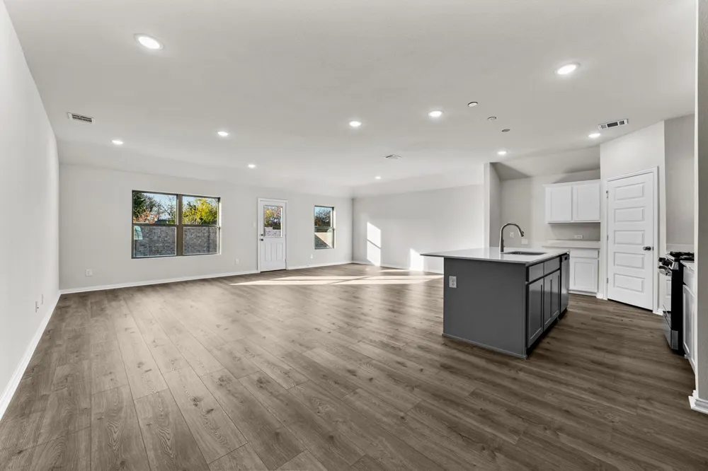 615 Forest Haven Drive Van Alstyne, TX 75495