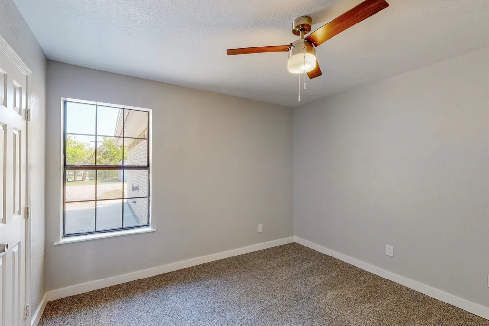 7610 Highway 34 Scurry, TX 75158