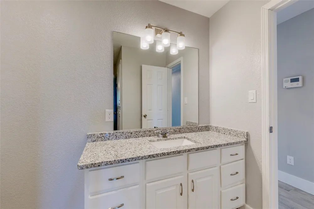 7610 Highway 34 Scurry, TX 75158