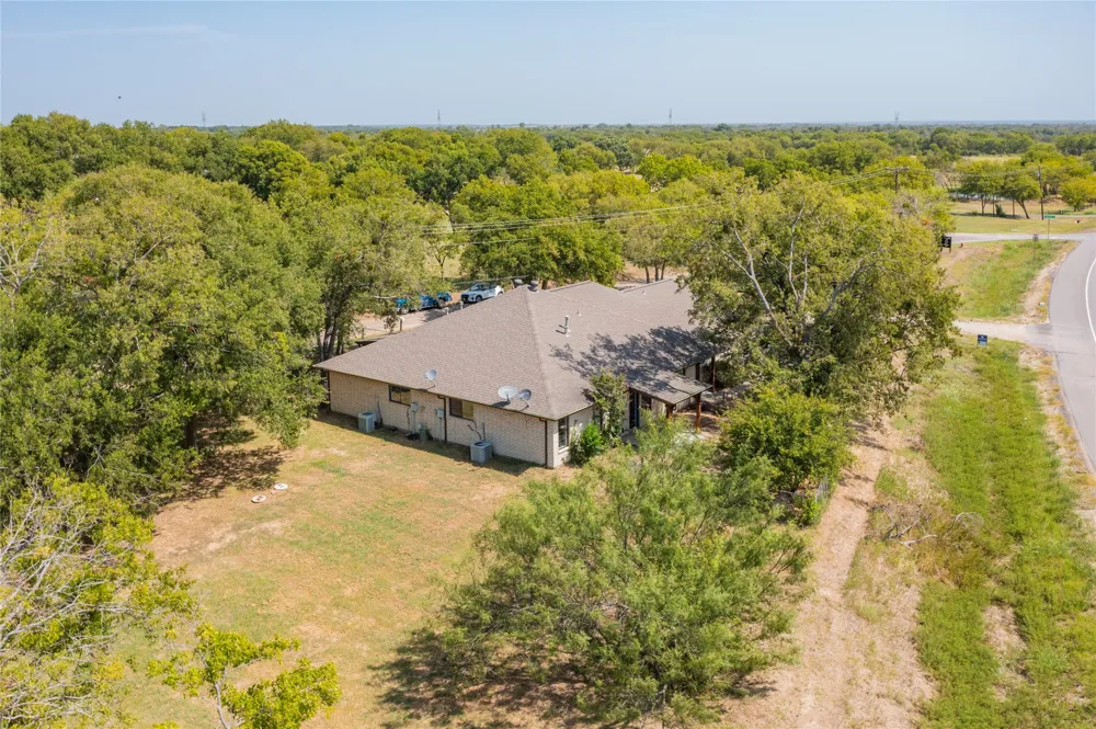 7610 Highway 34 Scurry, TX 75158