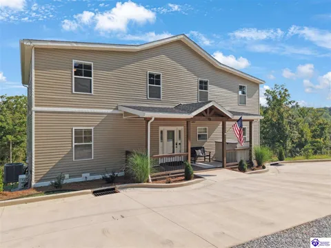 50 Clees Ln
