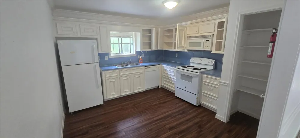 334 Dogwood Onalaska, TX 77360