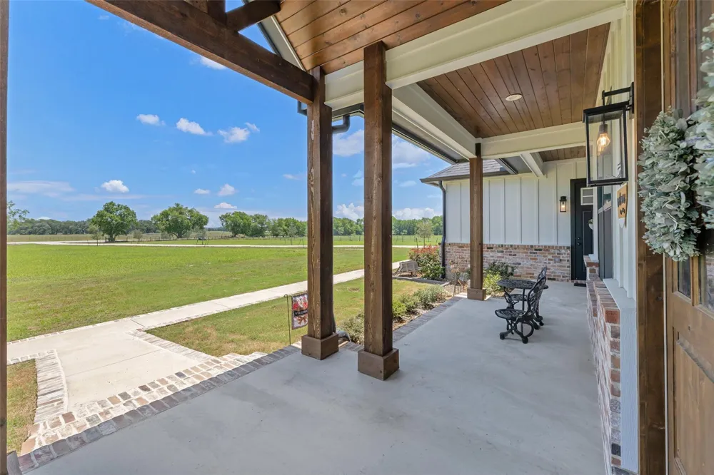 9163 Fm 46 Franklin, TX 77856