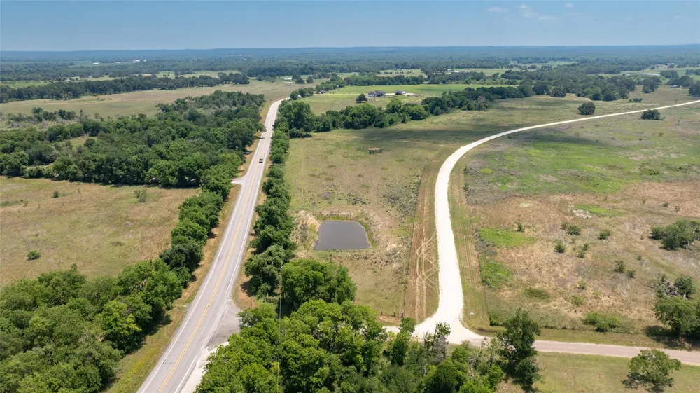 9163 Fm 46 Franklin, TX 77856