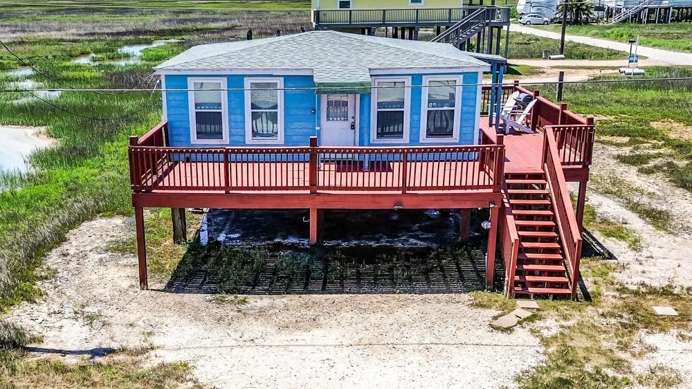 1018 Militia Drive Surfside Beach, TX 77541