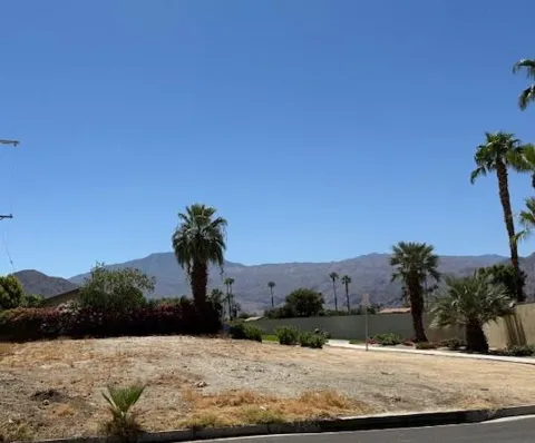 2 Sagebrush Ave