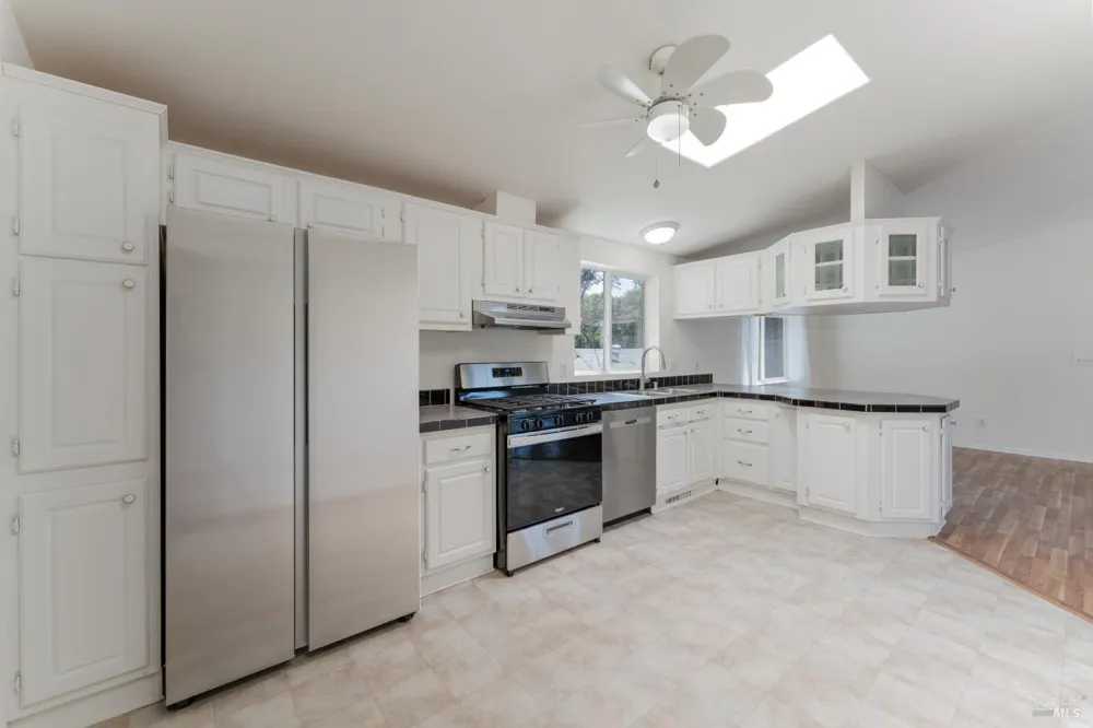 1221 Magnolia Street Willits, CA 95490