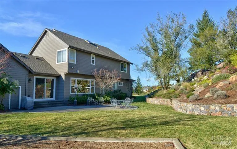 3698 Rocky Knoll Way Santa Rosa, CA 95404