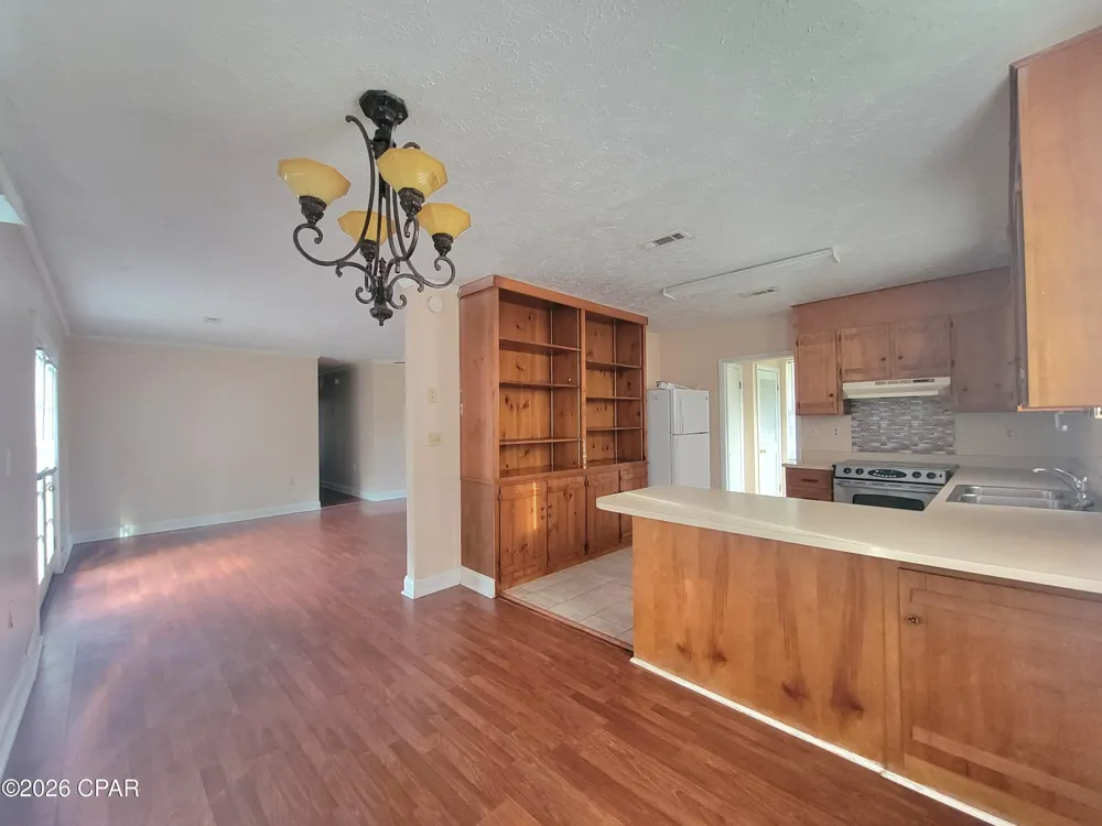 5184 13th Avenue Malone, FL 32445