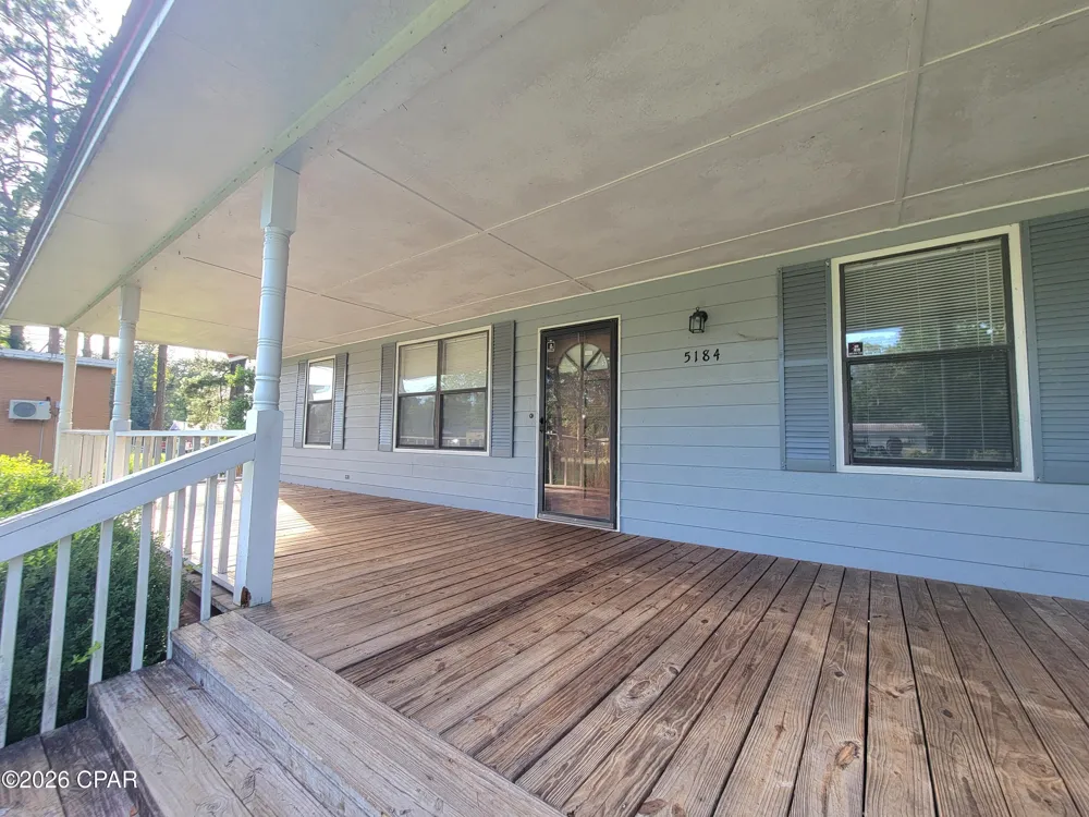 5184 13th Avenue Malone, FL 32445