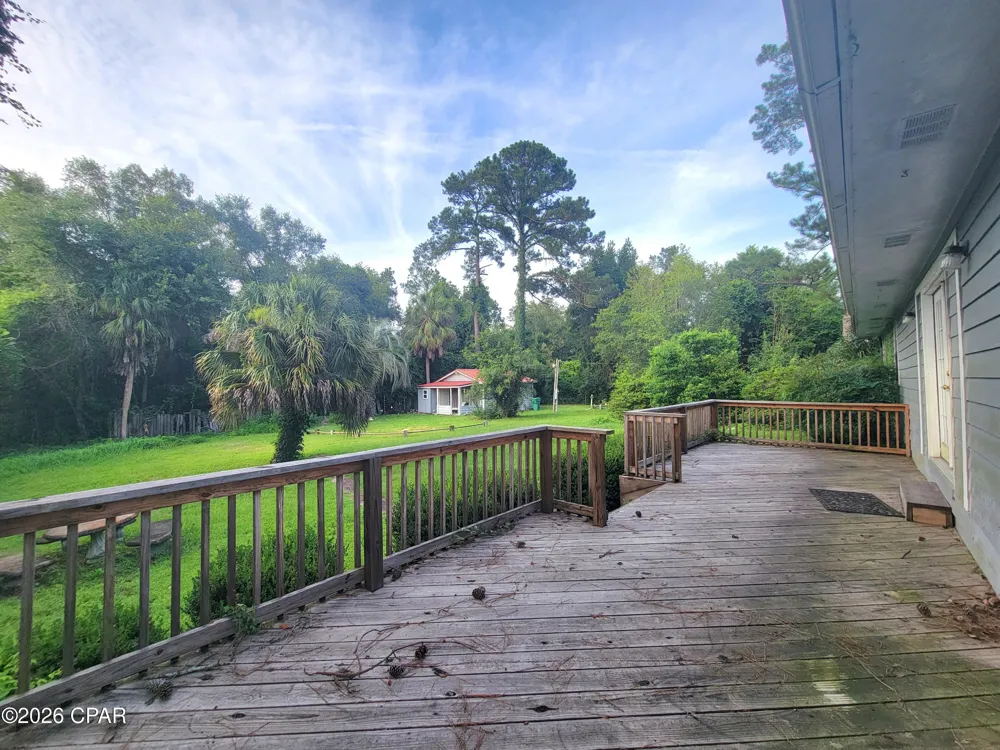 5184 13th Avenue Malone, FL 32445