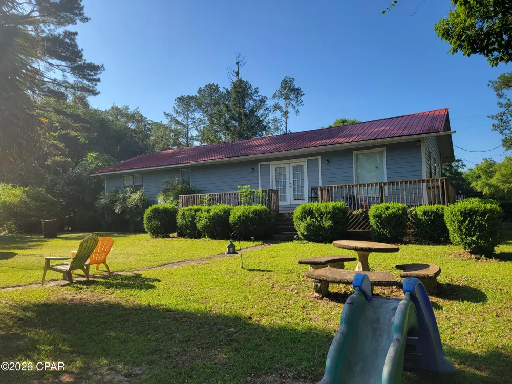 5184 13th Avenue Malone, FL 32445