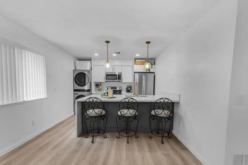 72682 Thrush Road #1 Palm Desert, CA 92260
