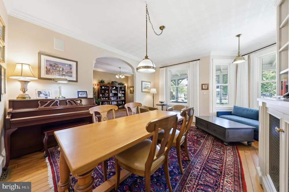 406 WASHINGTON AVENUE Haddonfield, NJ 08033