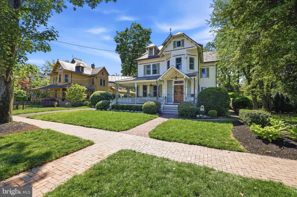 406 WASHINGTON AVENUE Haddonfield, NJ 08033