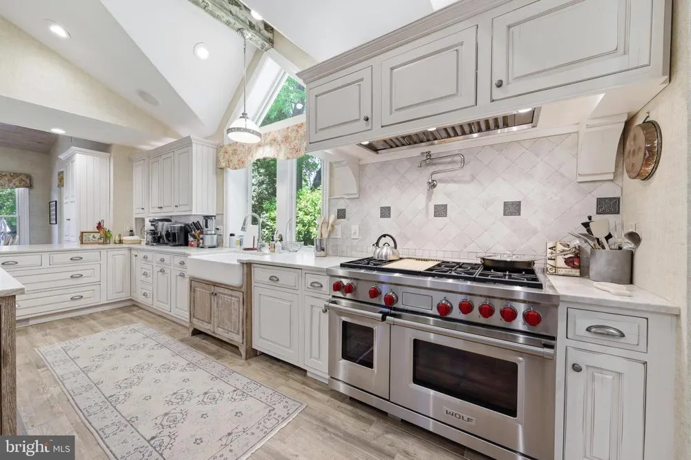 406 WASHINGTON AVENUE Haddonfield, NJ 08033