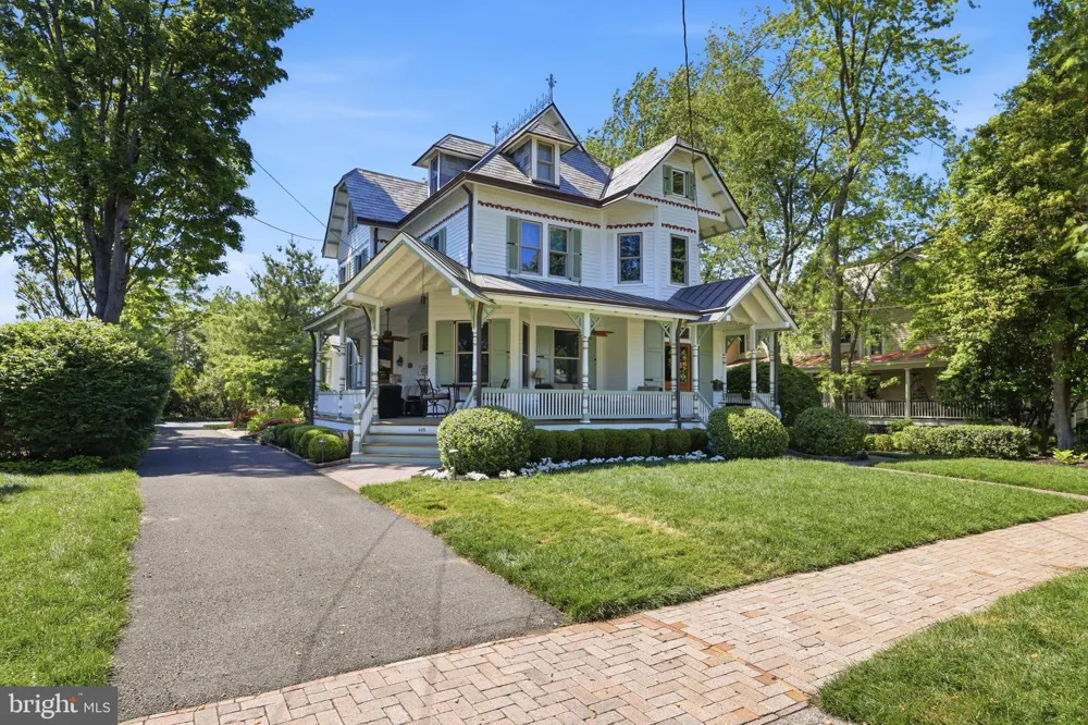 406 WASHINGTON AVENUE Haddonfield, NJ 08033