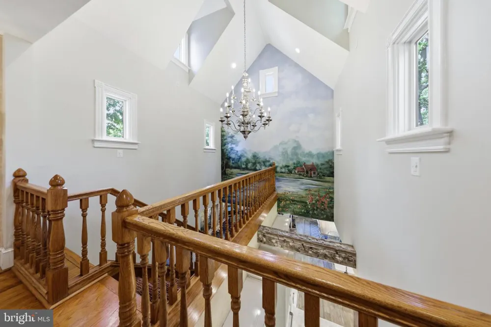 406 WASHINGTON AVENUE Haddonfield, NJ 08033