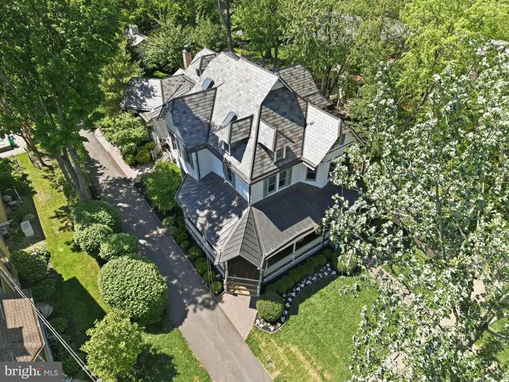 406 WASHINGTON AVENUE Haddonfield, NJ 08033