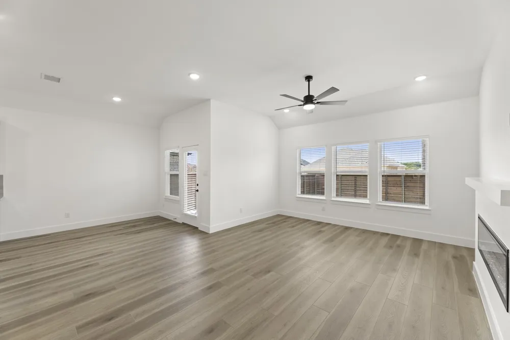 2024 Blossom Trail Mesquite, TX 75181
