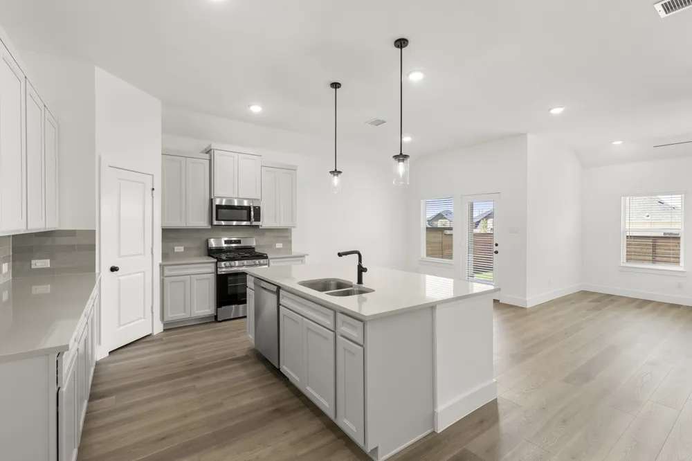 2024 Blossom Trail Mesquite, TX 75181