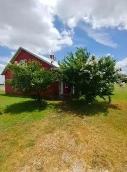 2670 Canaan Church Road Crawford, TX 76638