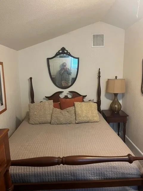 2670 Canaan Church Road Crawford, TX 76638